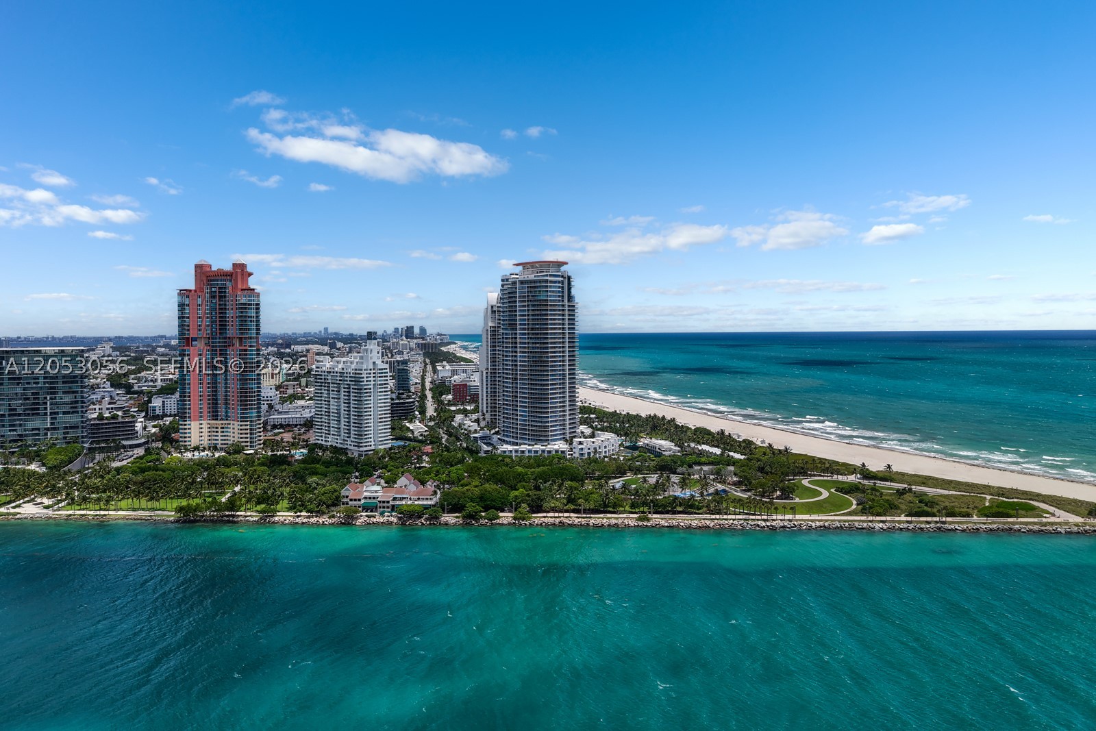 CONTINUUM ON SOUTH BEACH - Residential