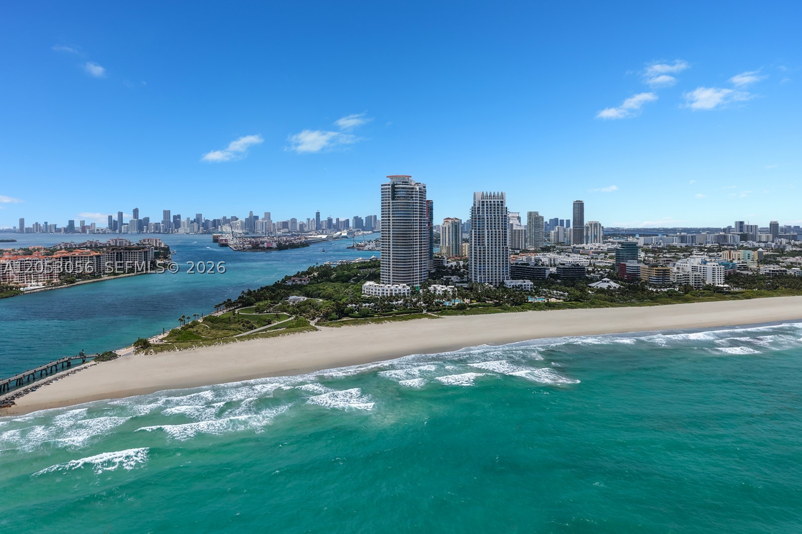 CONTINUUM ON SOUTH BEACH - Residential