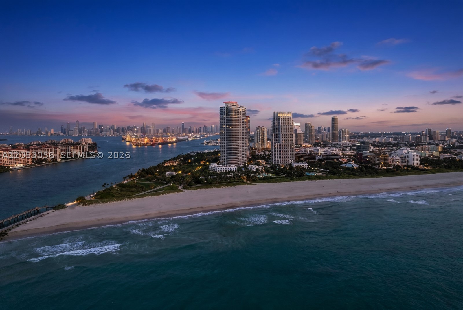 CONTINUUM ON SOUTH BEACH - Residential