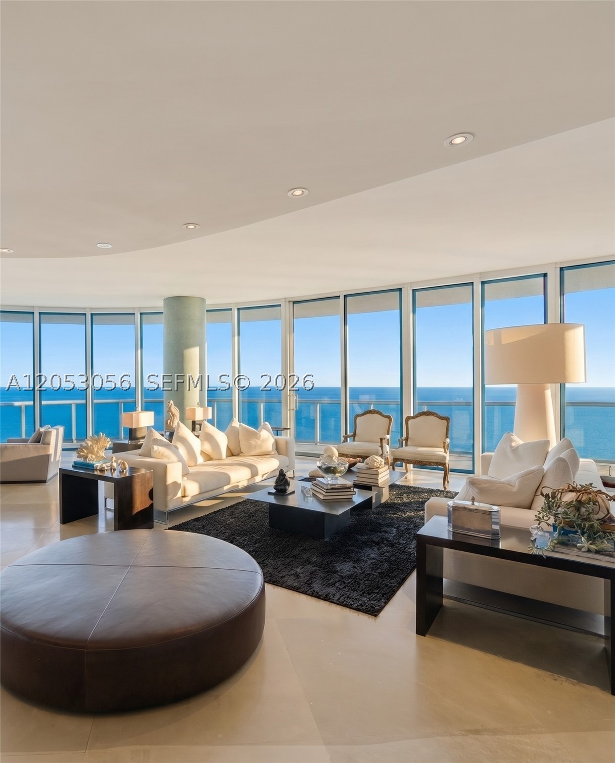 CONTINUUM ON SOUTH BEACH - Residential