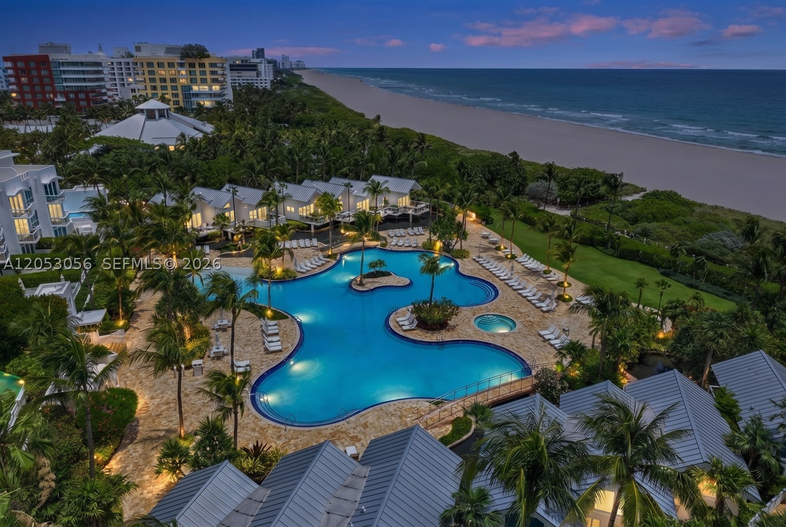 CONTINUUM ON SOUTH BEACH - Residential