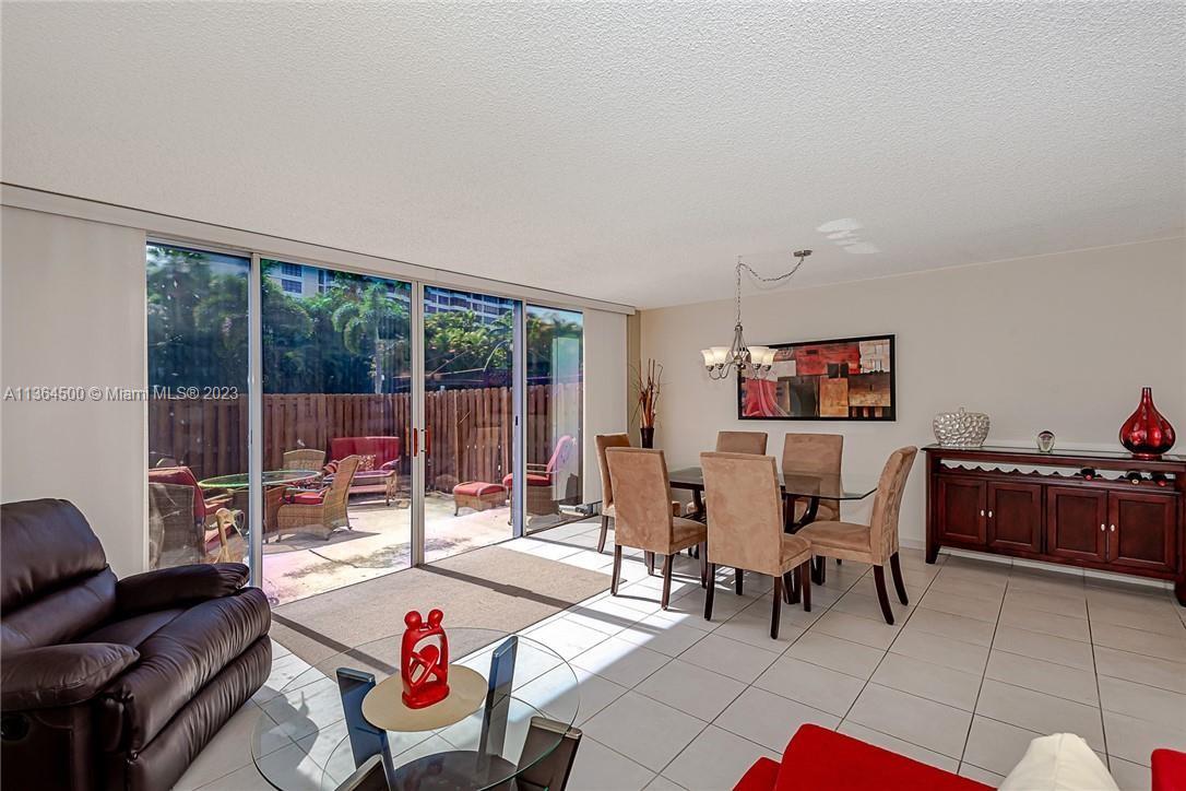 VENETIAN PARK I CONDO - Residential Lease