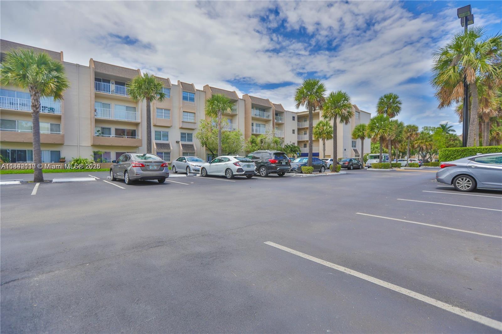 KINGS CREEK SO CONDO - Residential Lease