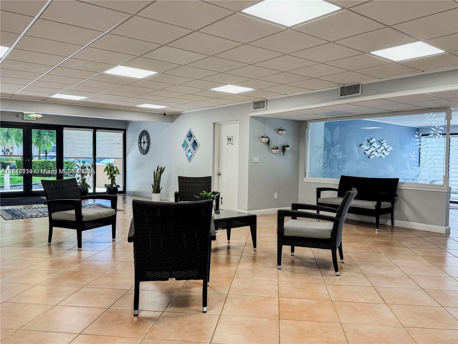 KINGS CREEK SO CONDO - Residential Lease