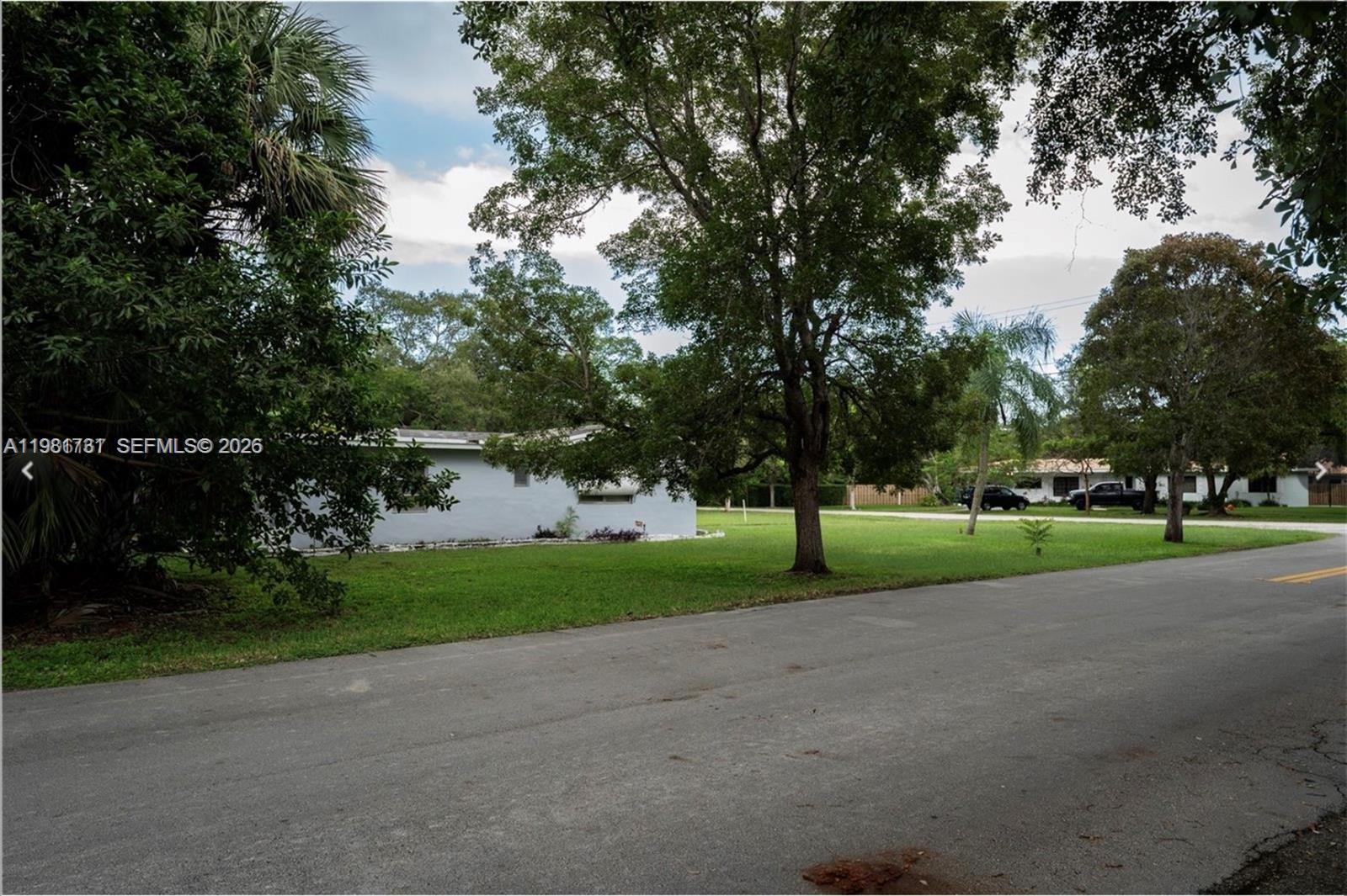 PINE TREE ESTATES - Residential