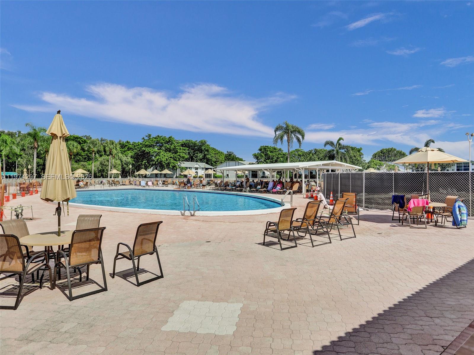 ASHLAND G CONDO - Residential