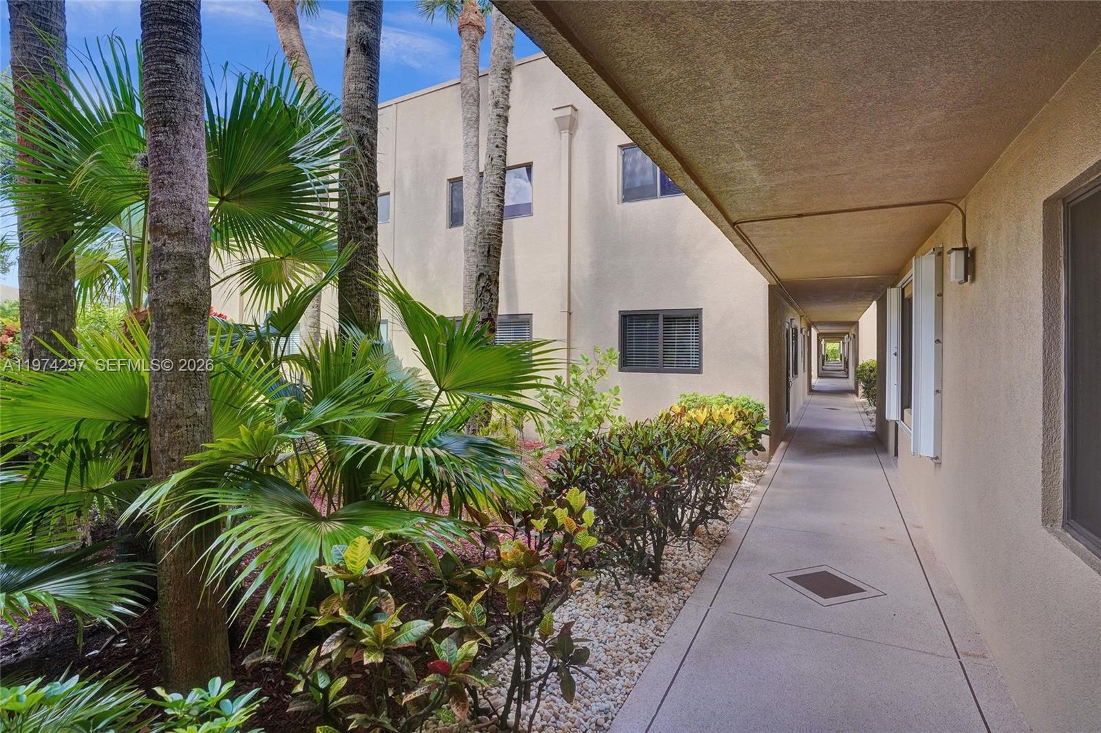 ASHLAND G CONDO - Residential