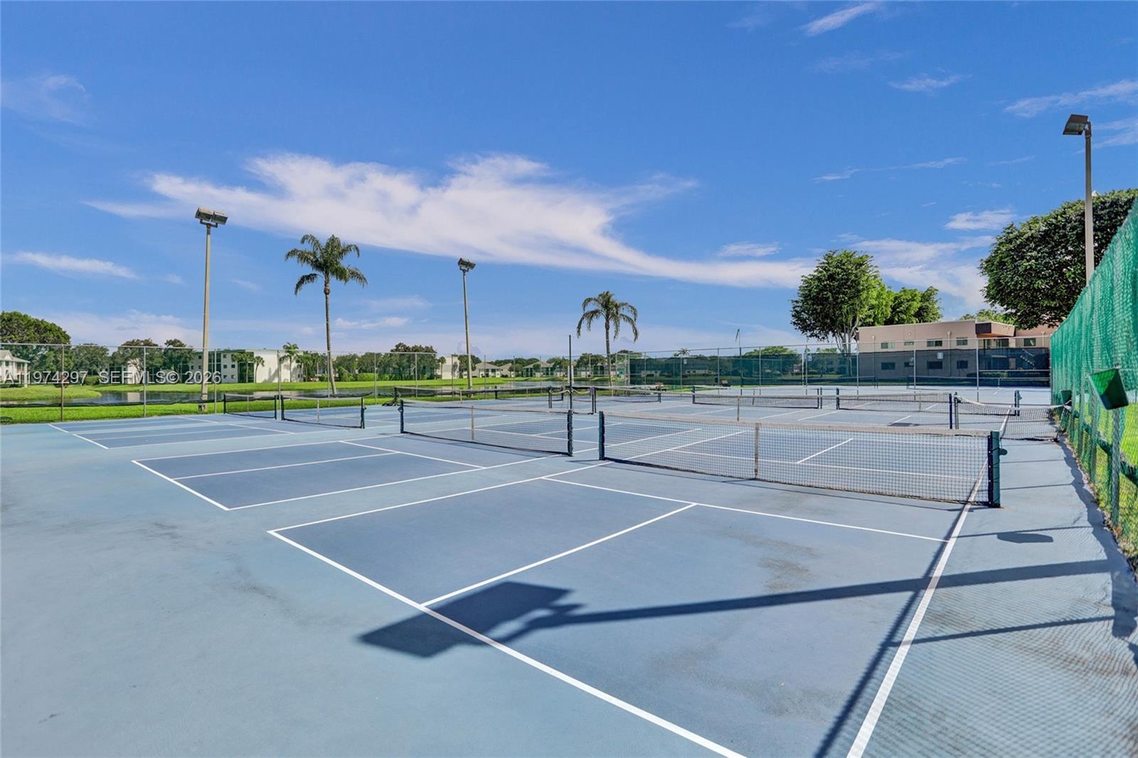 ASHLAND G CONDO - Residential