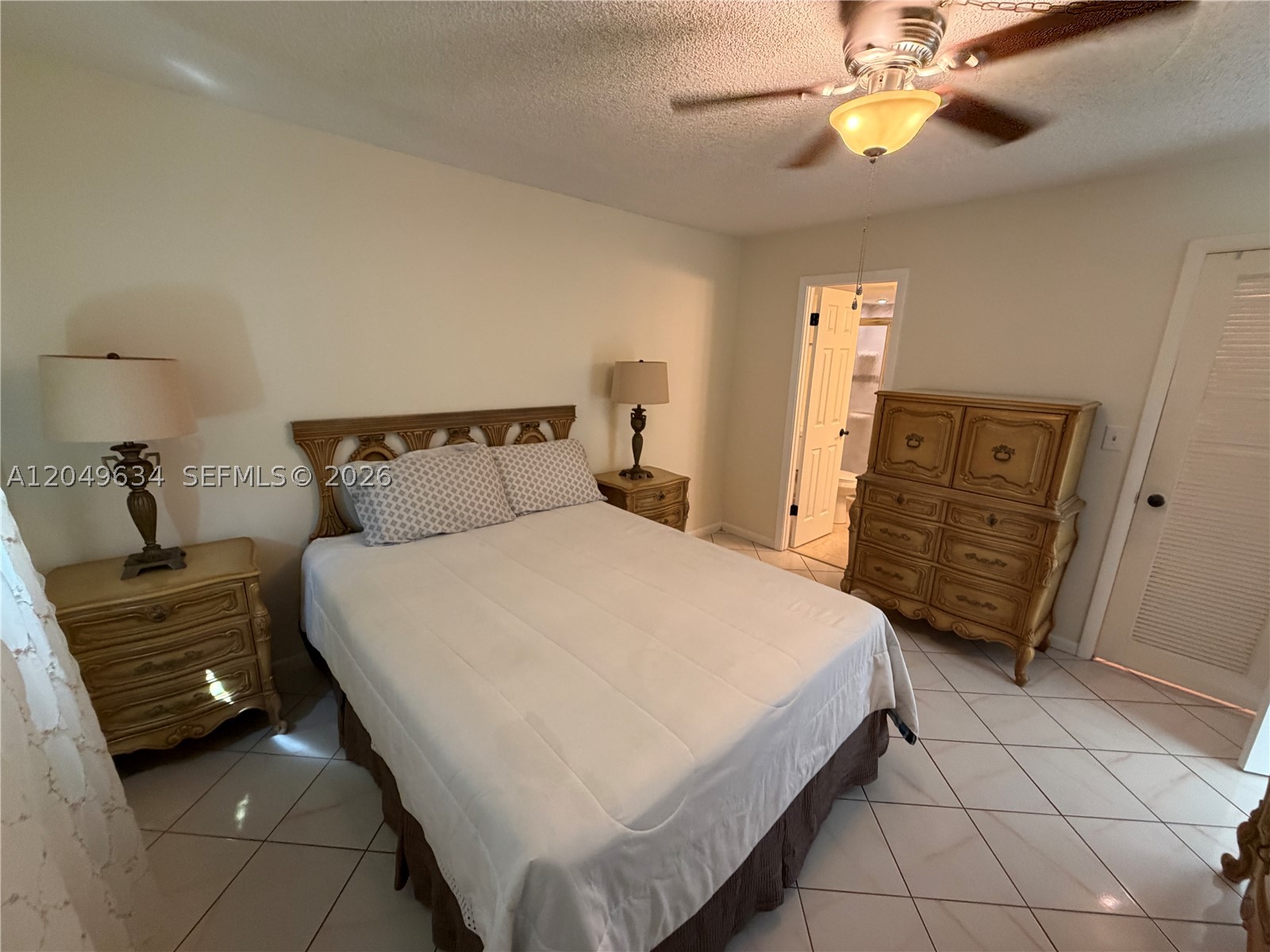 SUNRISE LAKES 37 CONDO - Residential Lease