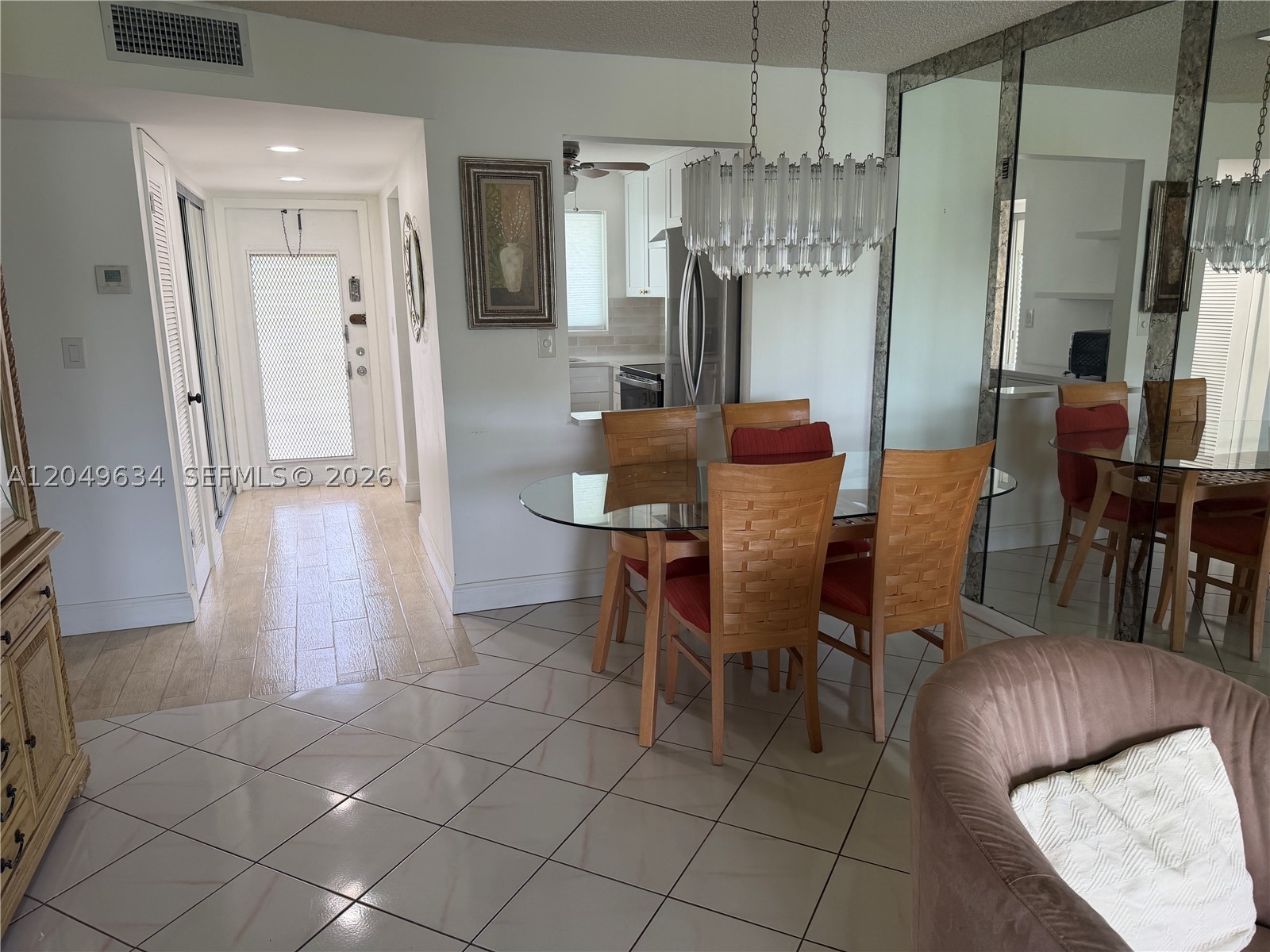 SUNRISE LAKES 37 CONDO - Residential Lease