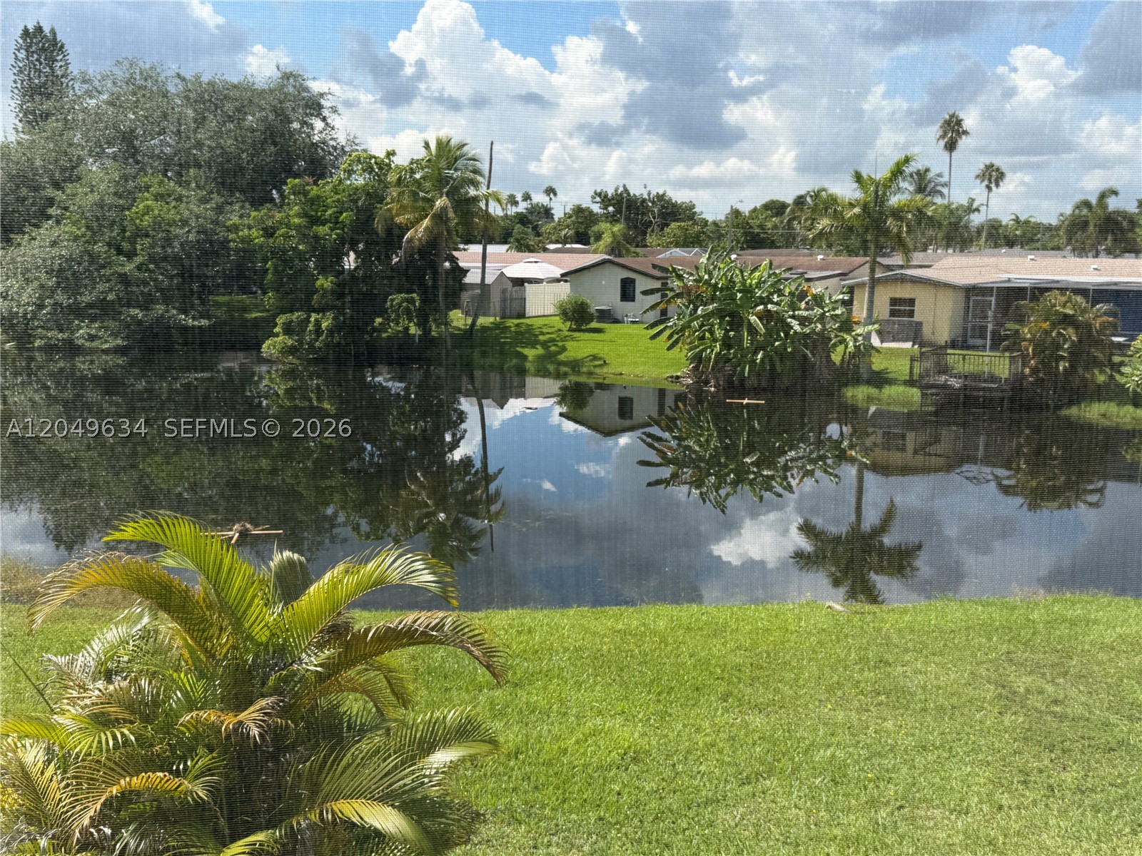 SUNRISE LAKES 37 CONDO - Residential Lease