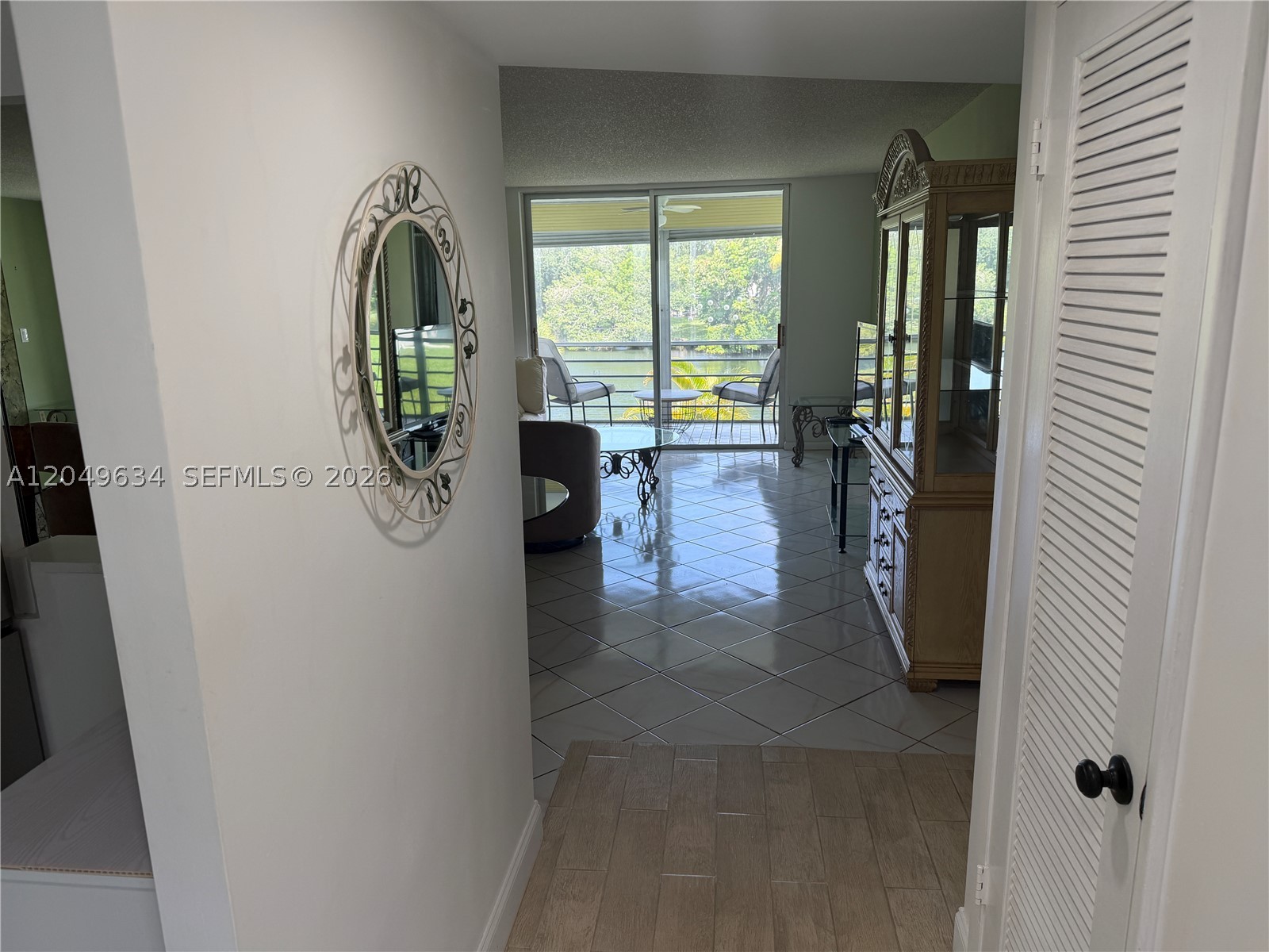 SUNRISE LAKES 37 CONDO - Residential Lease
