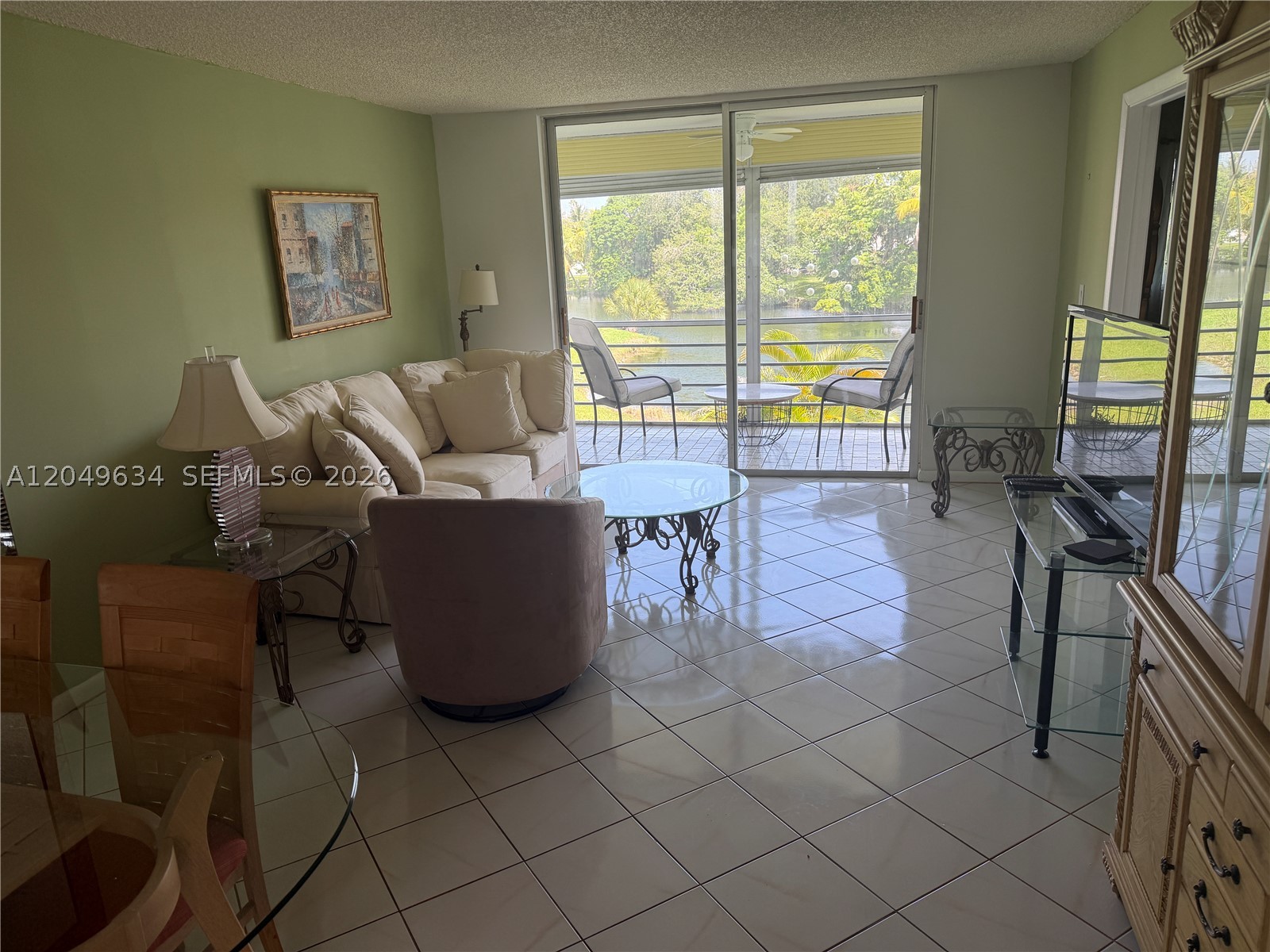 SUNRISE LAKES 37 CONDO - Residential Lease