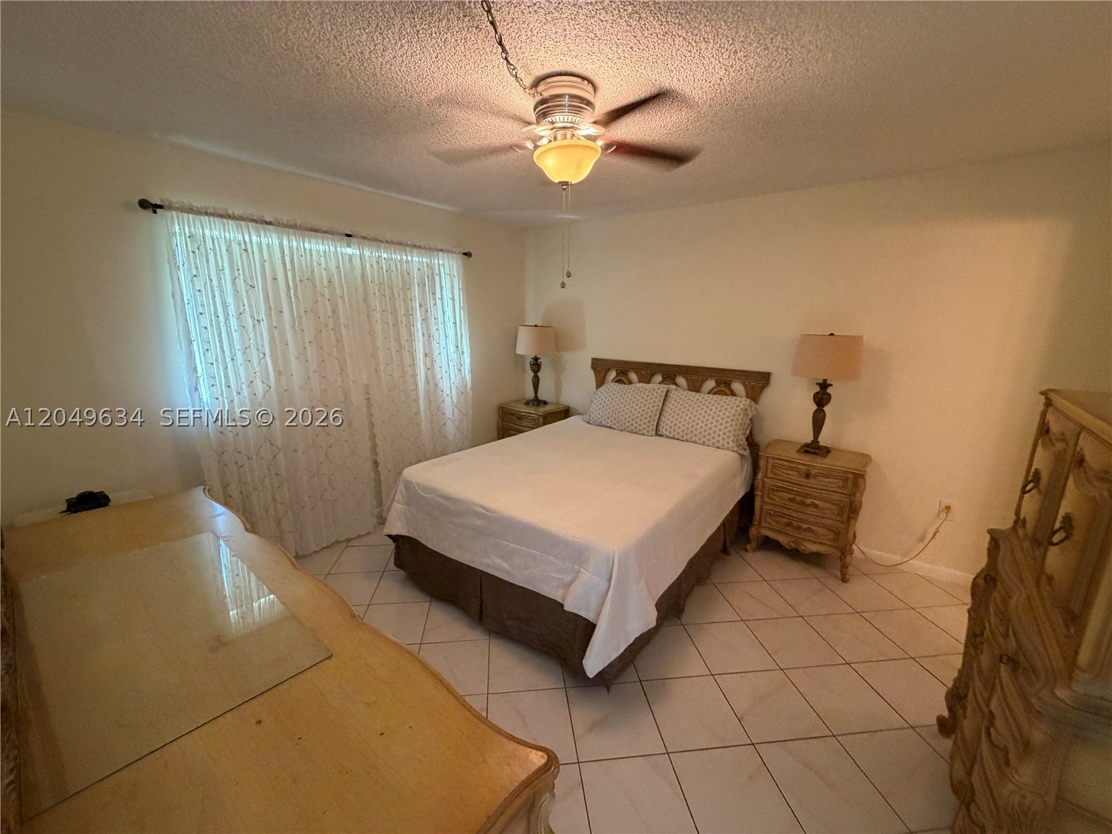 SUNRISE LAKES 37 CONDO - Residential Lease