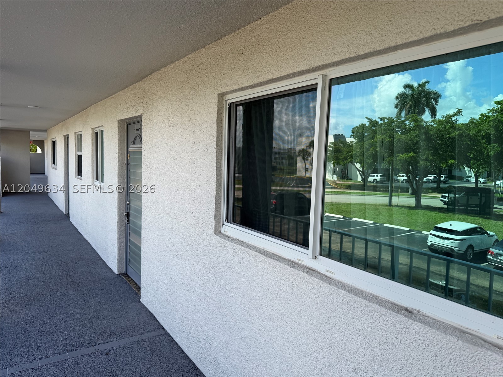 SUNRISE LAKES 37 CONDO - Residential Lease