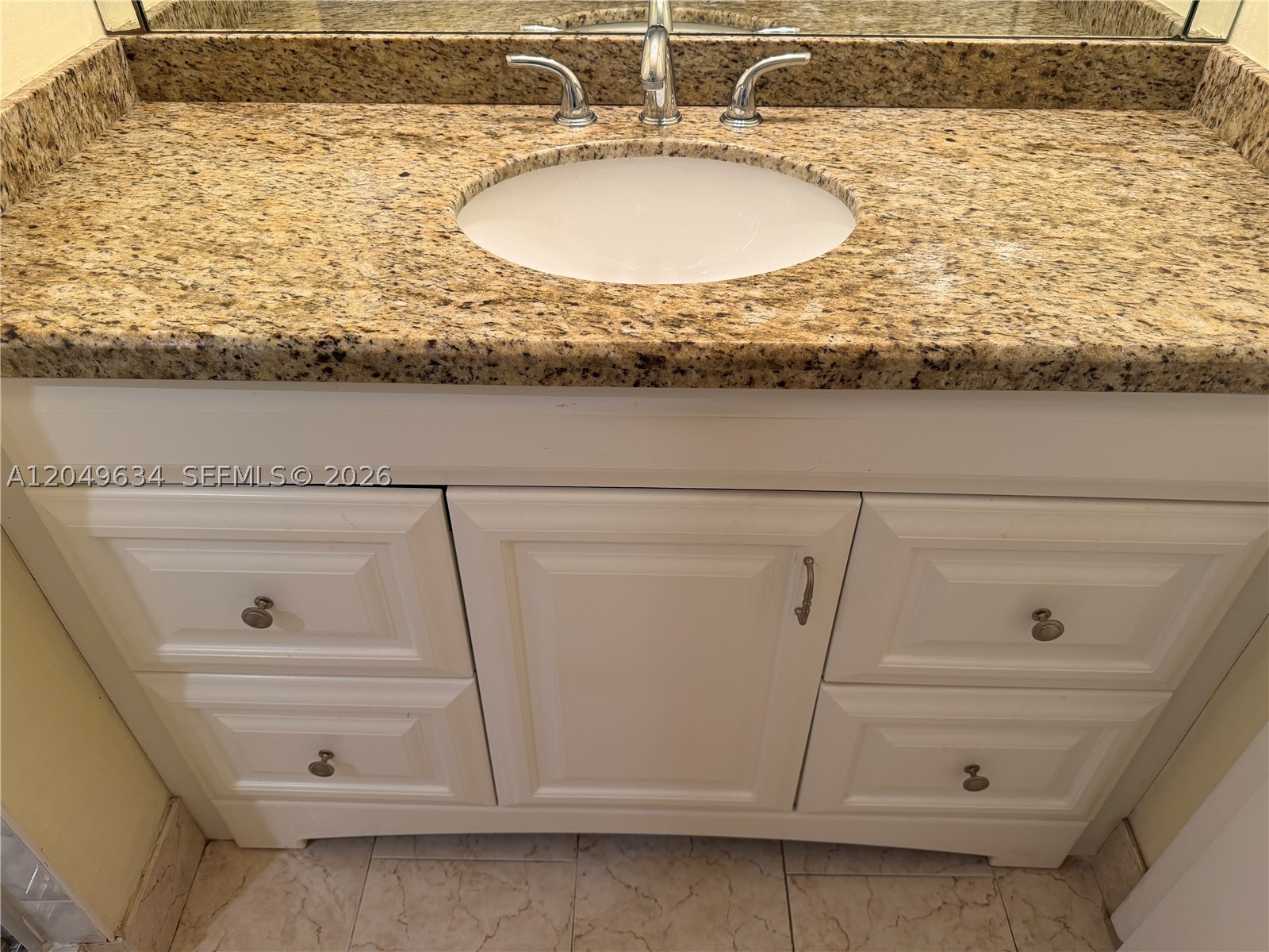 SUNRISE LAKES 37 CONDO - Residential Lease