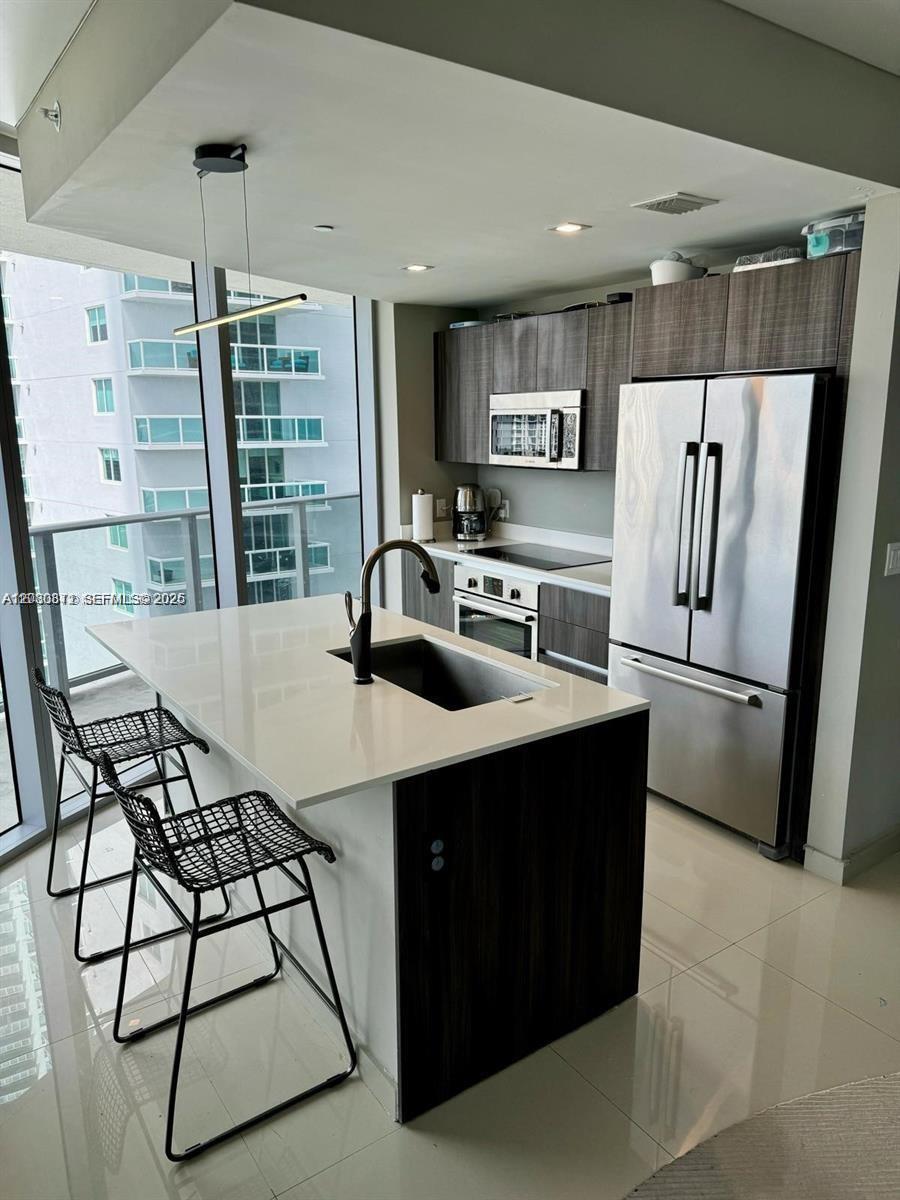 ARIA ON THE BAY CONDO - Residential Lease