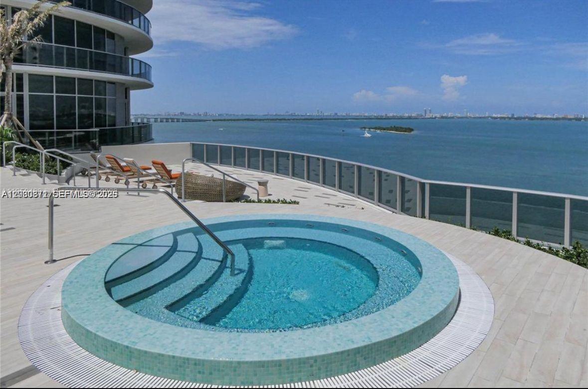 ARIA ON THE BAY CONDO - Residential Lease
