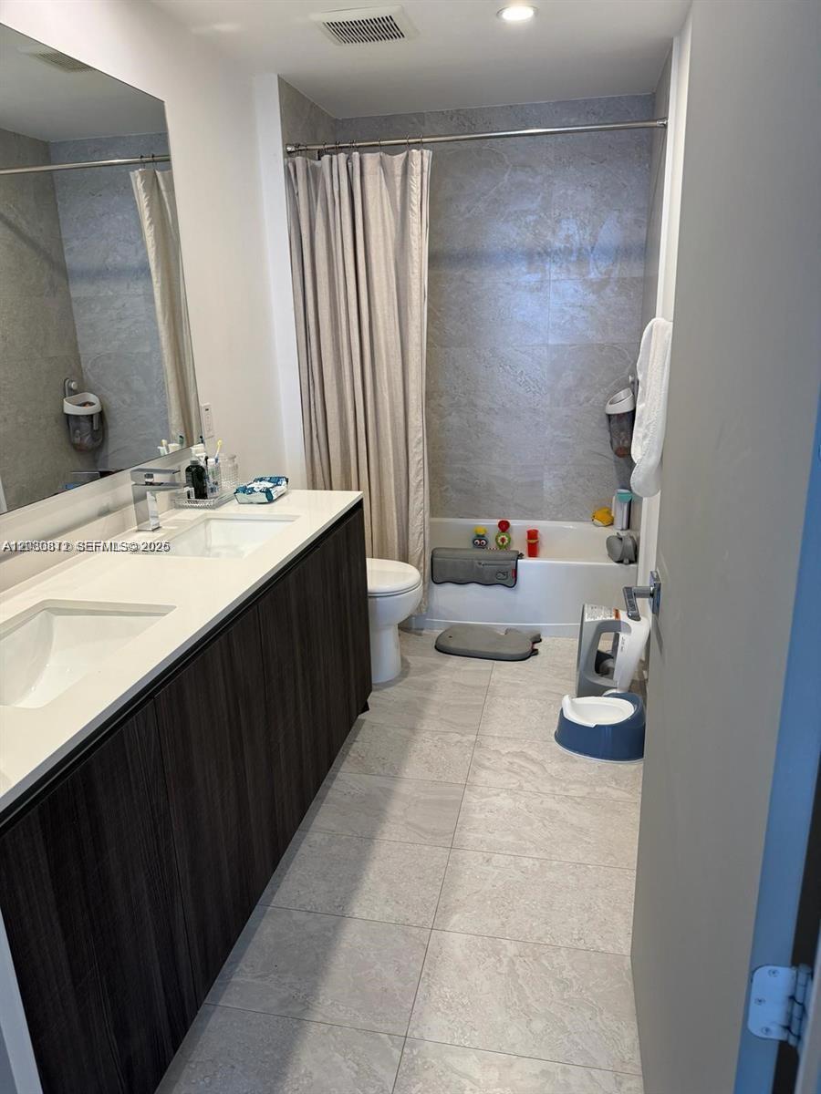 ARIA ON THE BAY CONDO - Residential Lease
