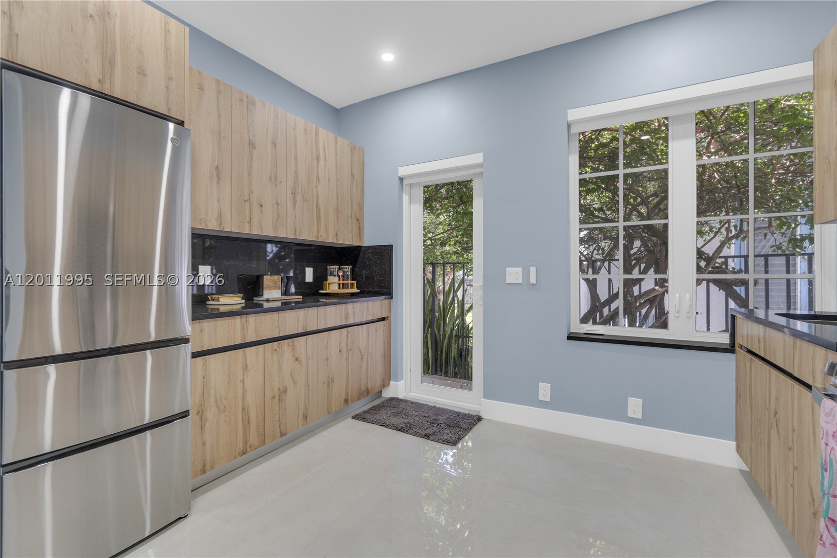 THE BELCREST CONDO - Residential