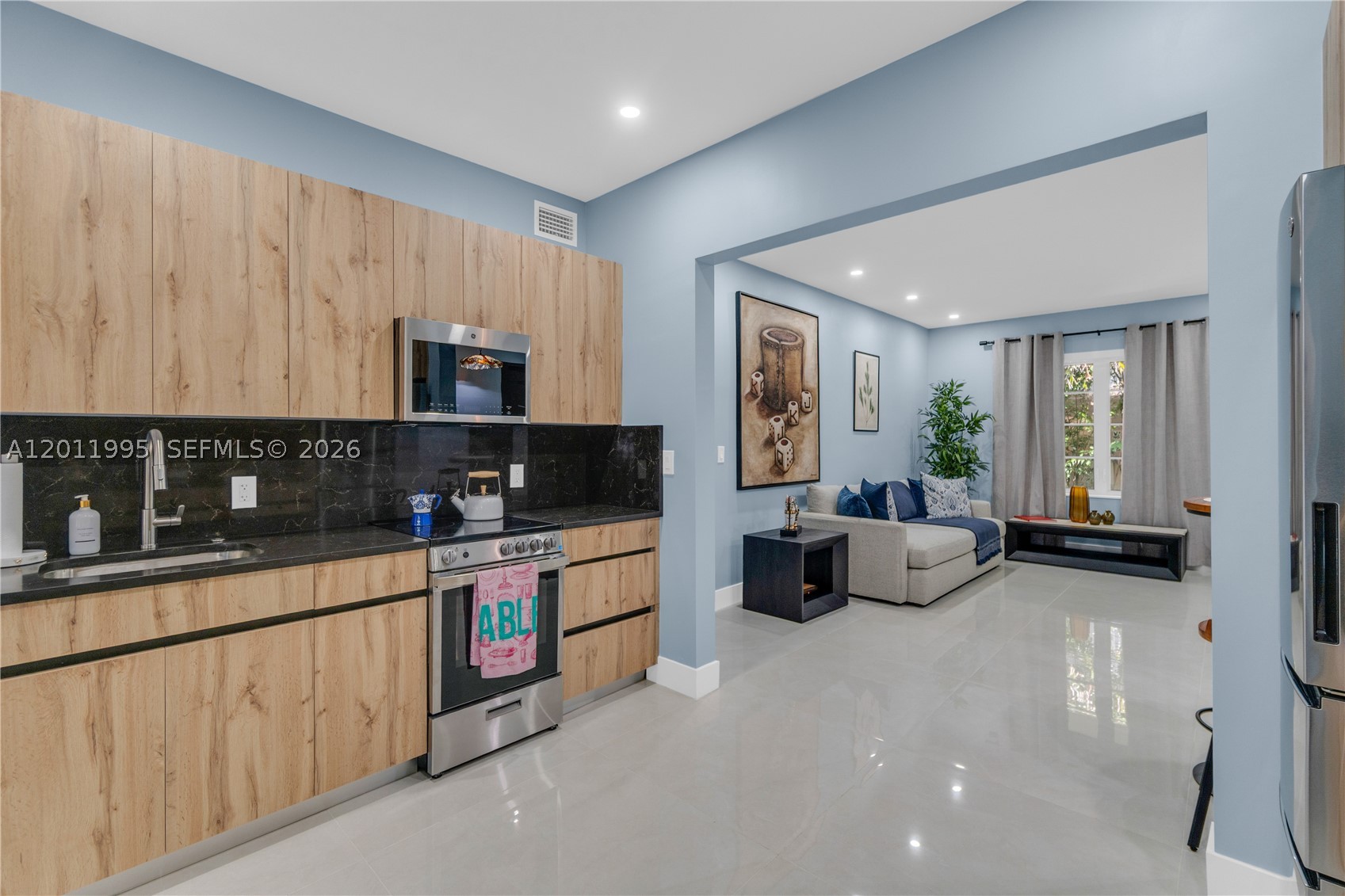 THE BELCREST CONDO - Residential