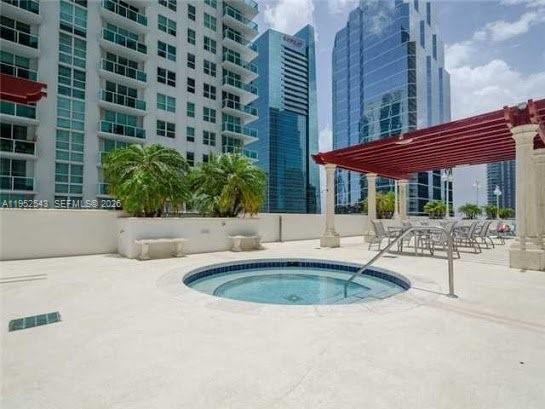 THE CLUB AT BRICKELL BAY - Residential