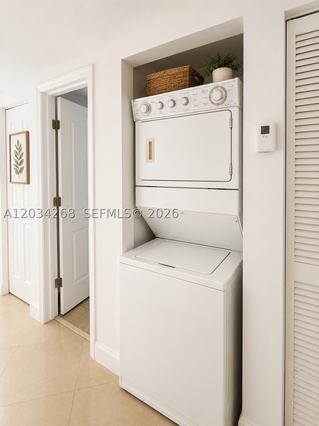 VILLA VERANDA CONDO - Residential Lease