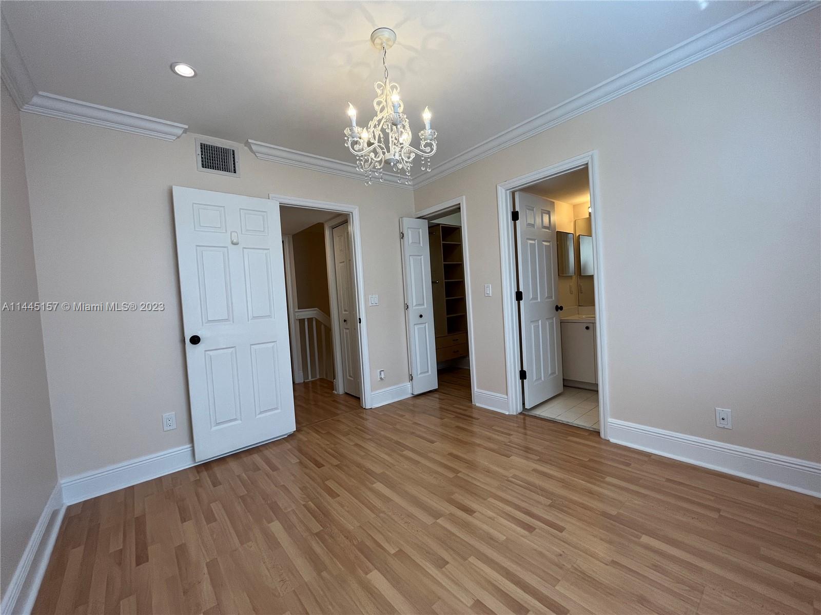 SOMERSET FOUR REPLAT - Residential Lease
