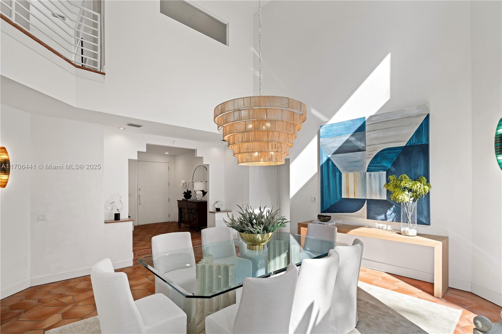 LEAFY WAY - Residential