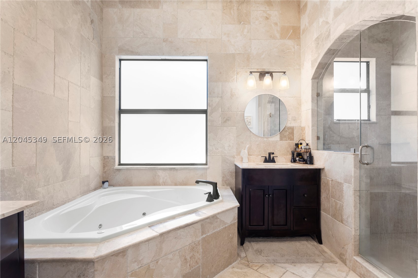 BEVERLY HILLS - Residential