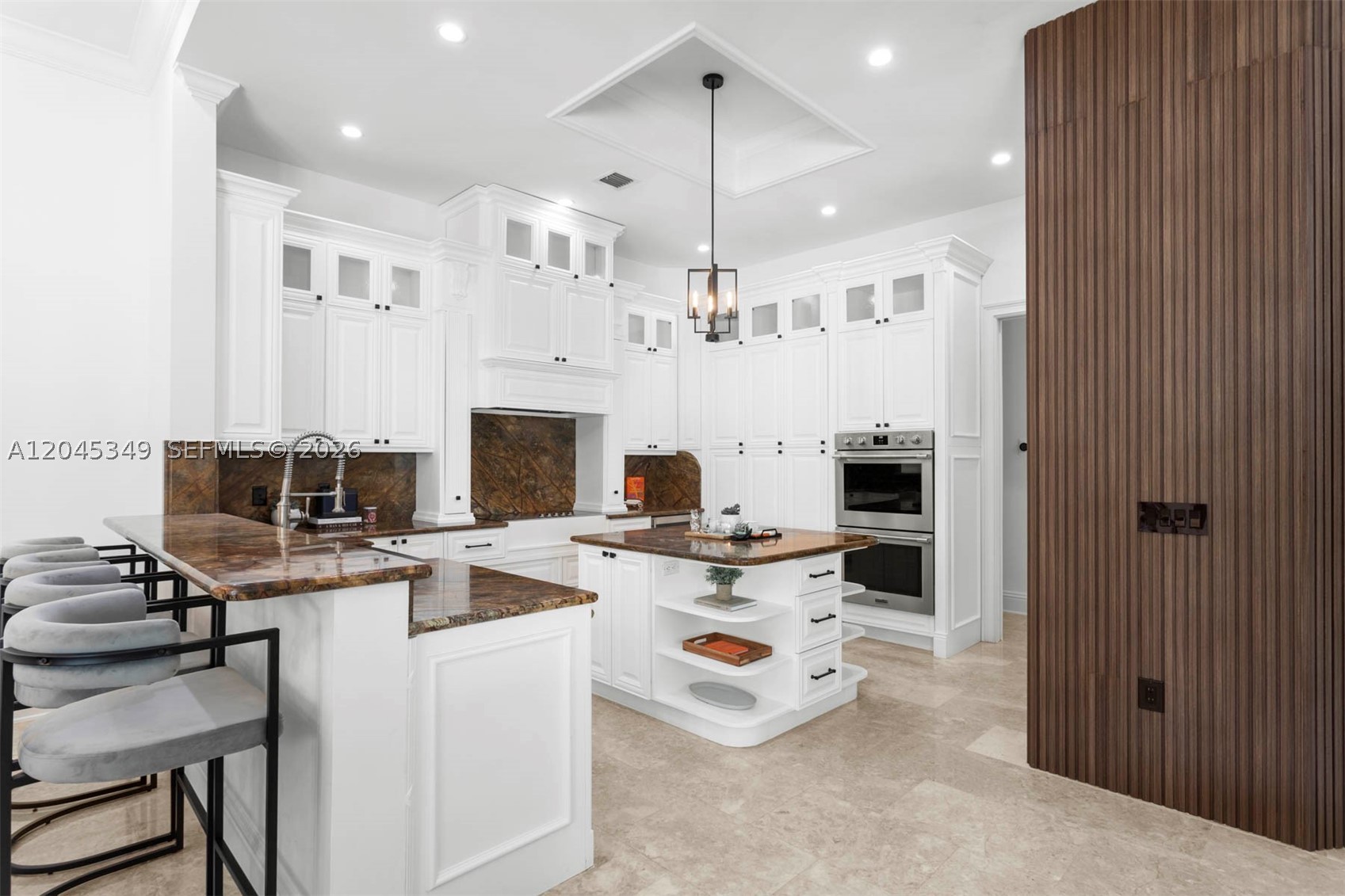 BEVERLY HILLS - Residential