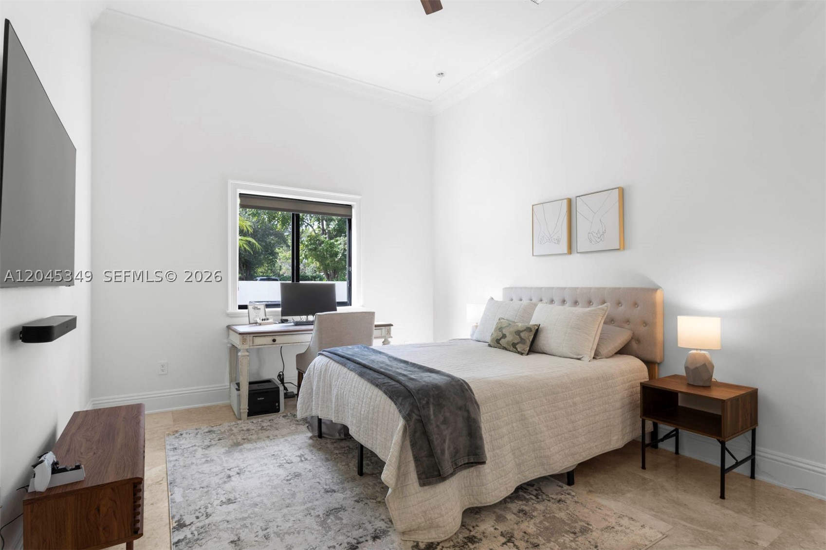 BEVERLY HILLS - Residential