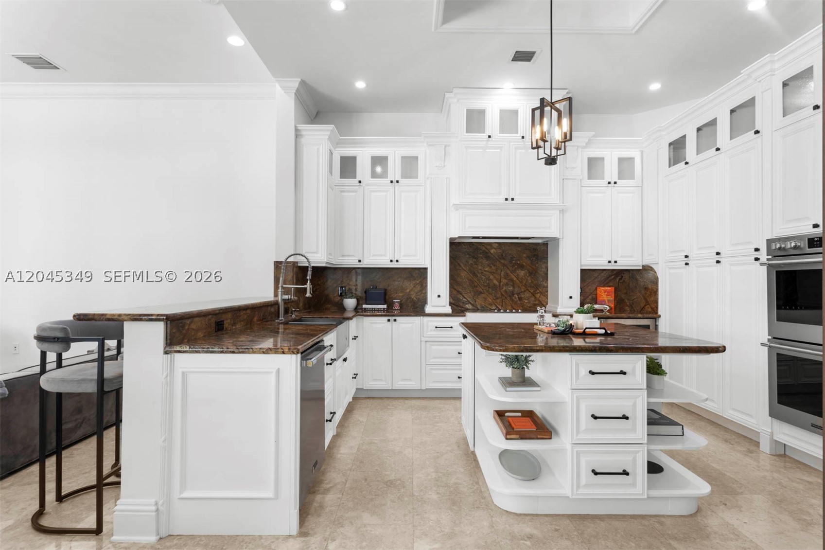 BEVERLY HILLS - Residential