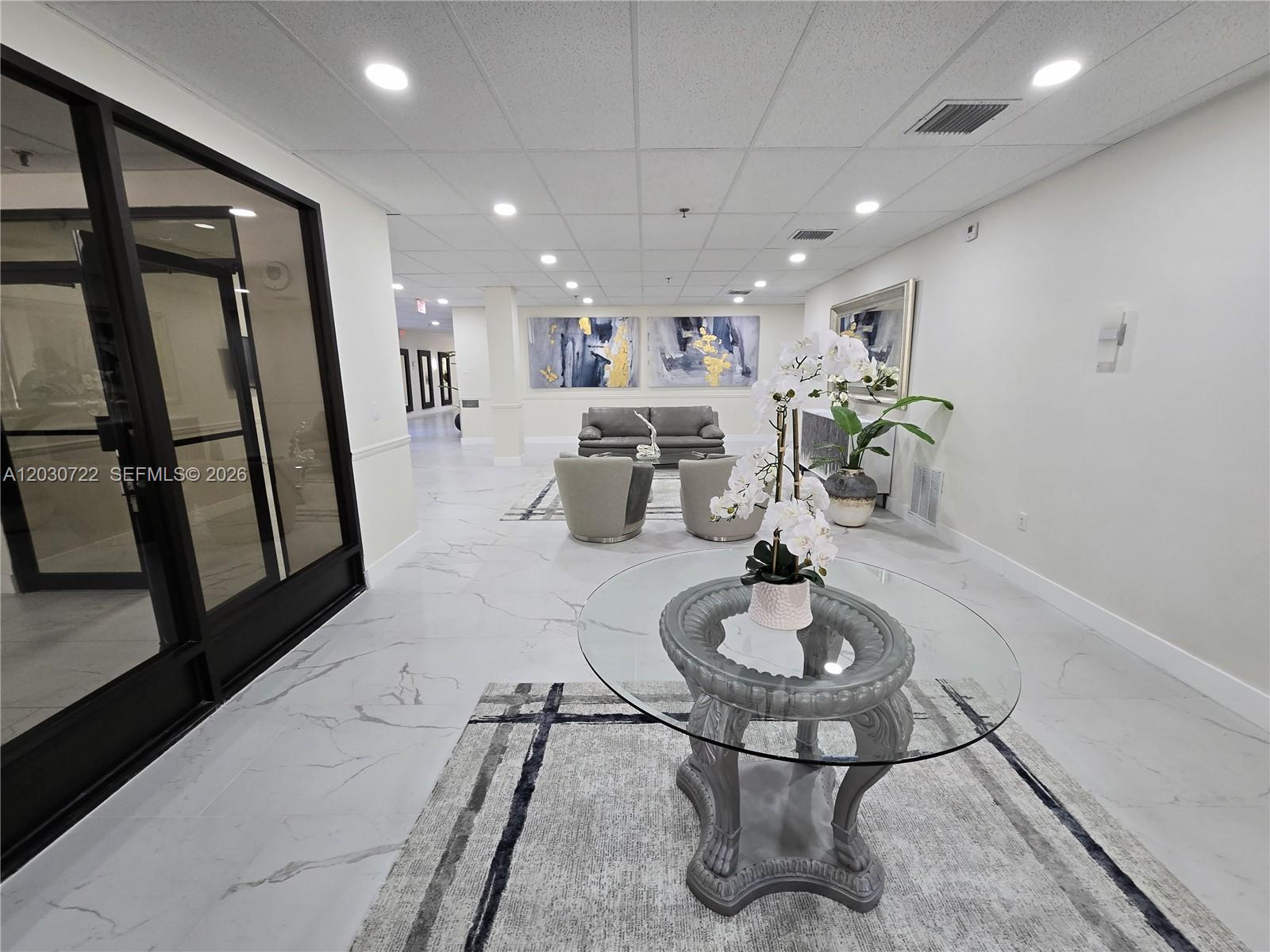 CHANTILLY CONDO - Residential