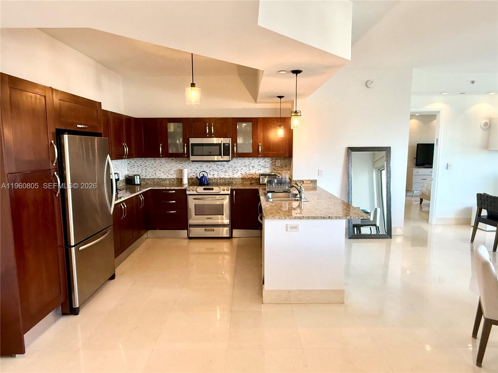 TURNBERRY VILLAGE SO TOWE - Residential