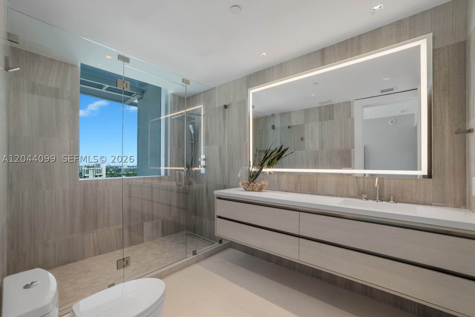 THE RESIDENCES AT THE BAT - Residential