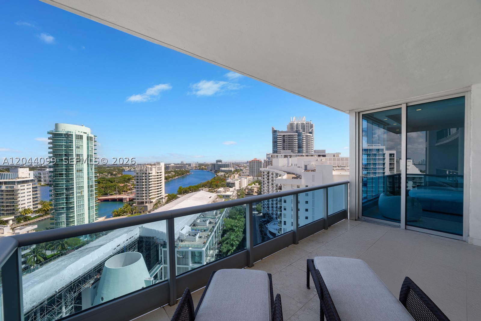 THE RESIDENCES AT THE BAT - Residential
