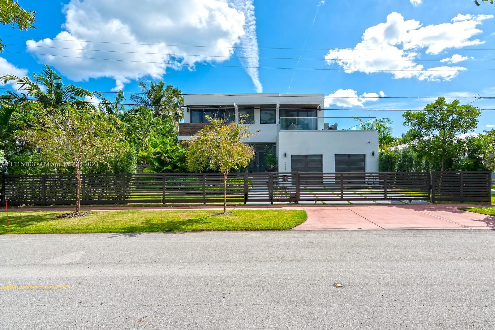 NAUTILUS EXTENSION 4TH - Residential