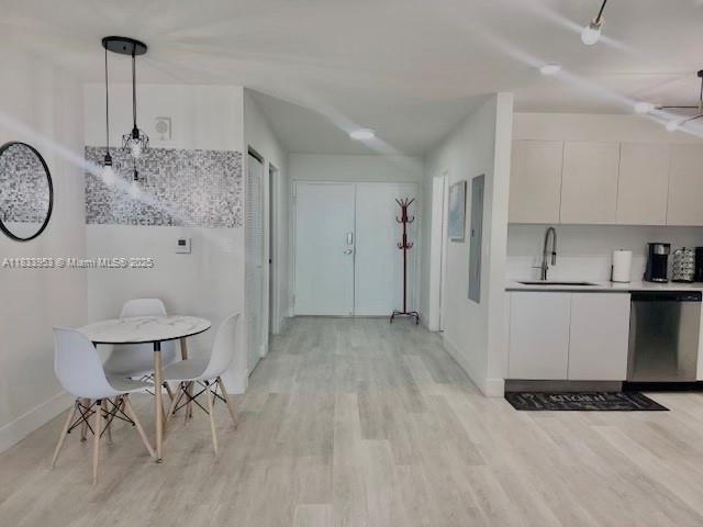 AVENTURA VILLAGE - Residential