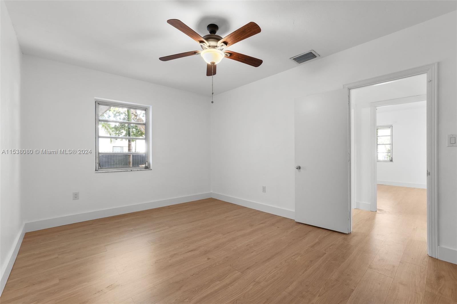 COUNTRY CLUB ESTATES SEC - Residential Lease