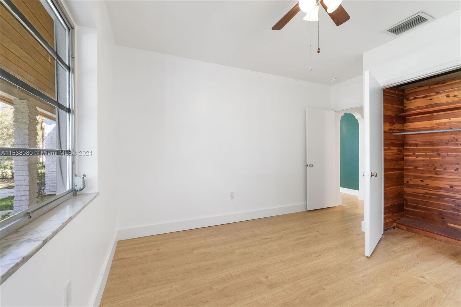COUNTRY CLUB ESTATES SEC - Residential Lease