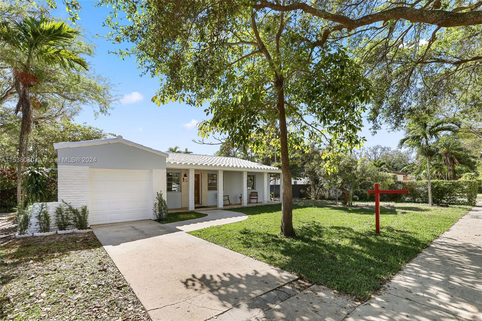 COUNTRY CLUB ESTATES SEC - Residential Lease
