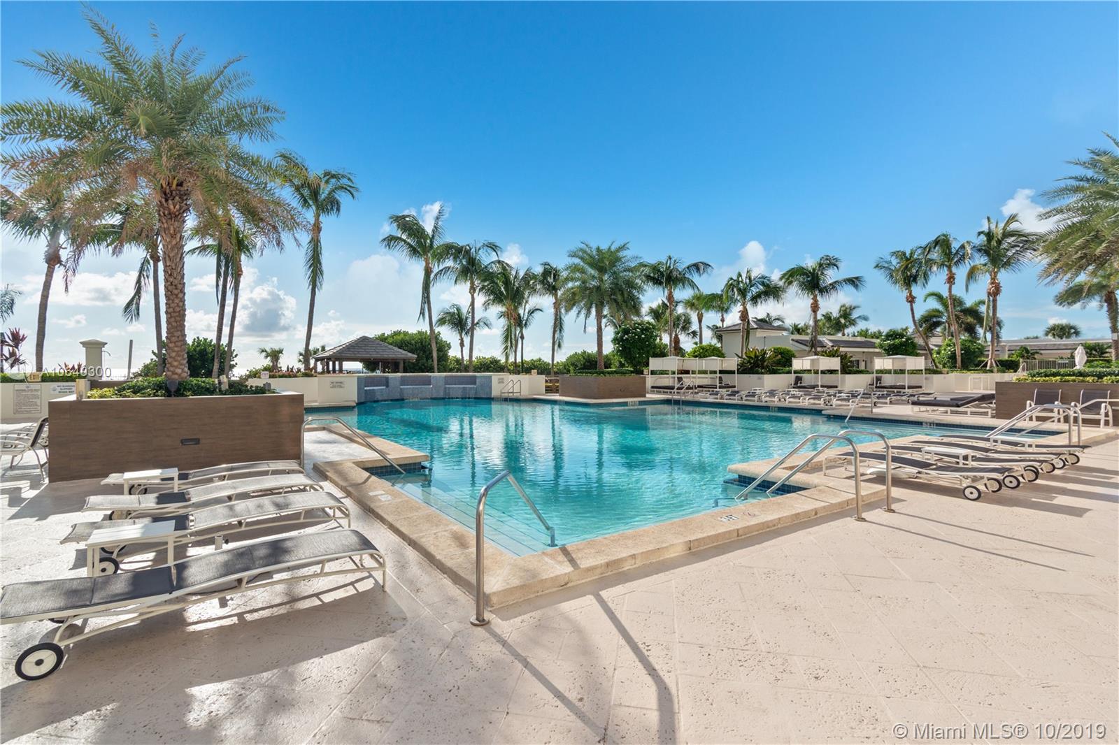 BLUE DIAMOND CONDO - Residential