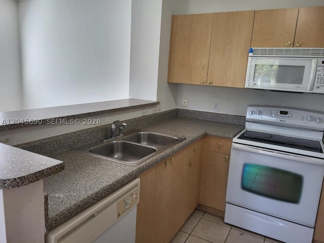EL-AD NOB HILL CONDO - Residential Lease