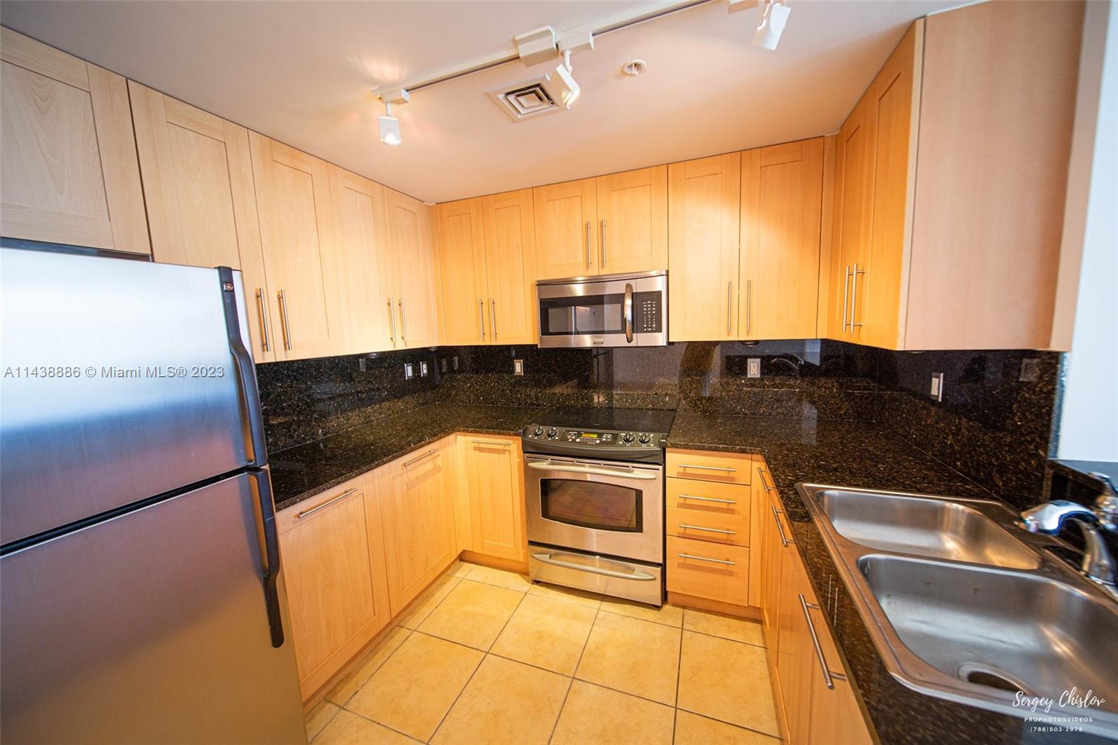 NURIVER LANDING CONDO - Residential Lease