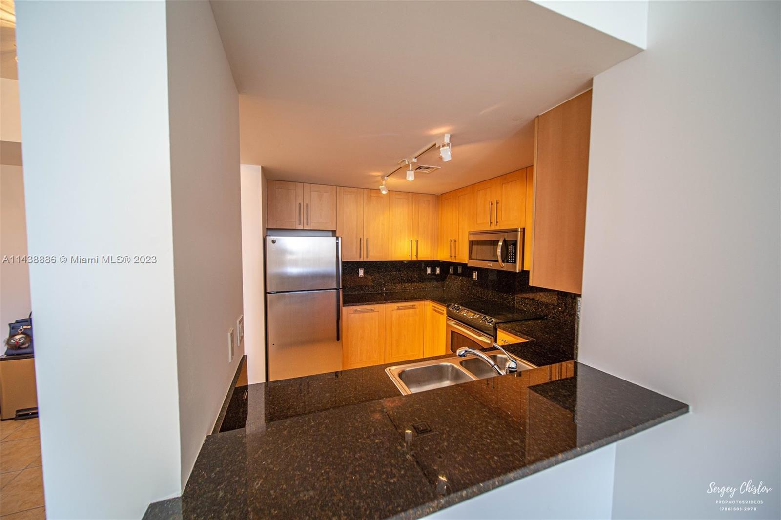 NURIVER LANDING CONDO - Residential Lease