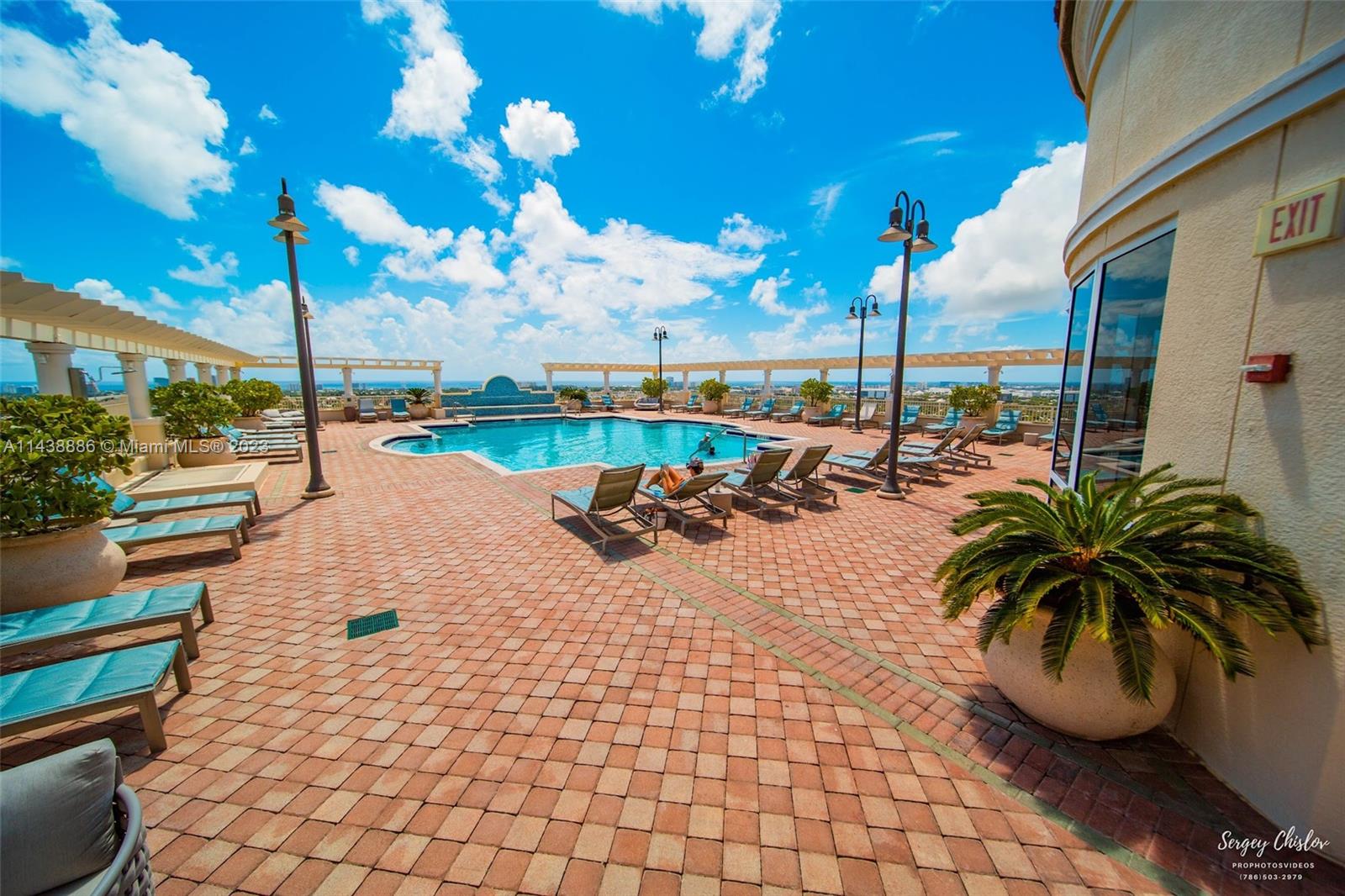 NURIVER LANDING CONDO - Residential Lease
