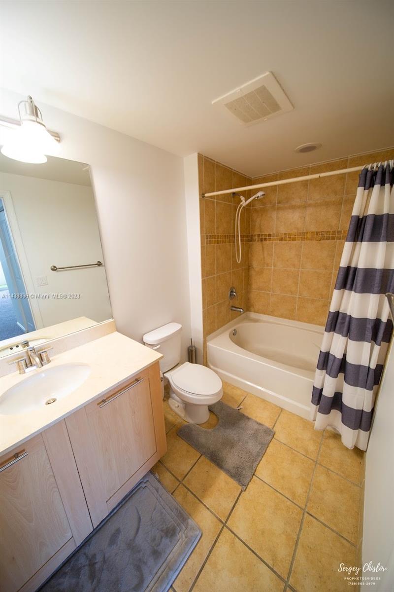 NURIVER LANDING CONDO - Residential Lease