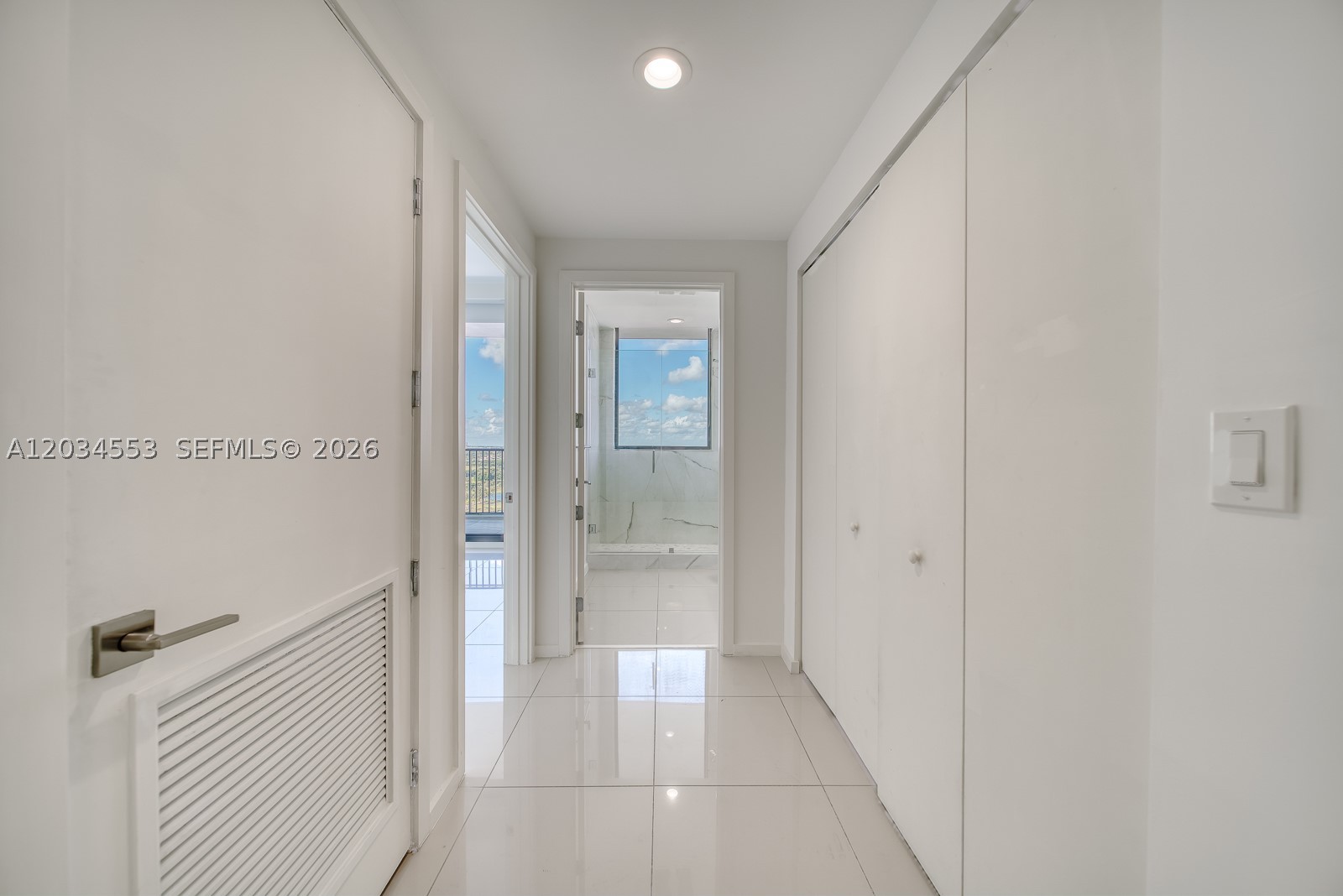 5252 Paseo Condo - Residential
