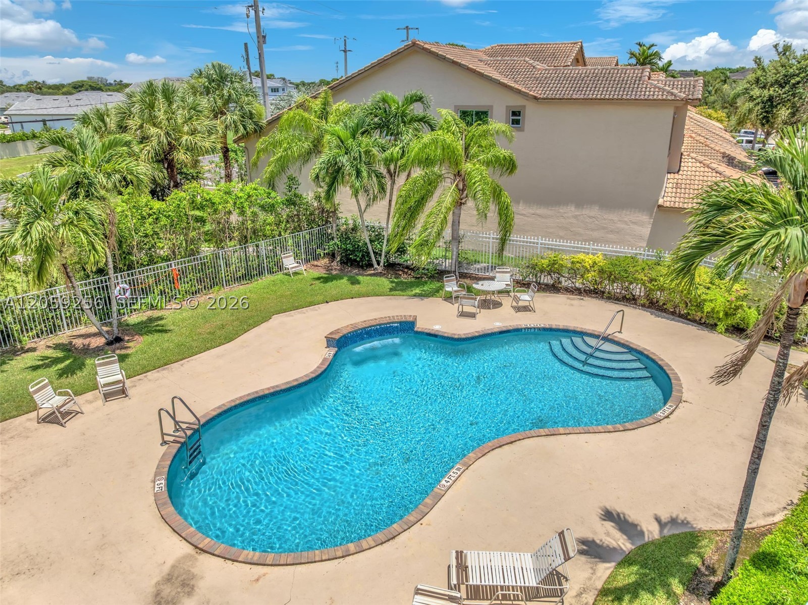 MADISON LAKES II - Residential